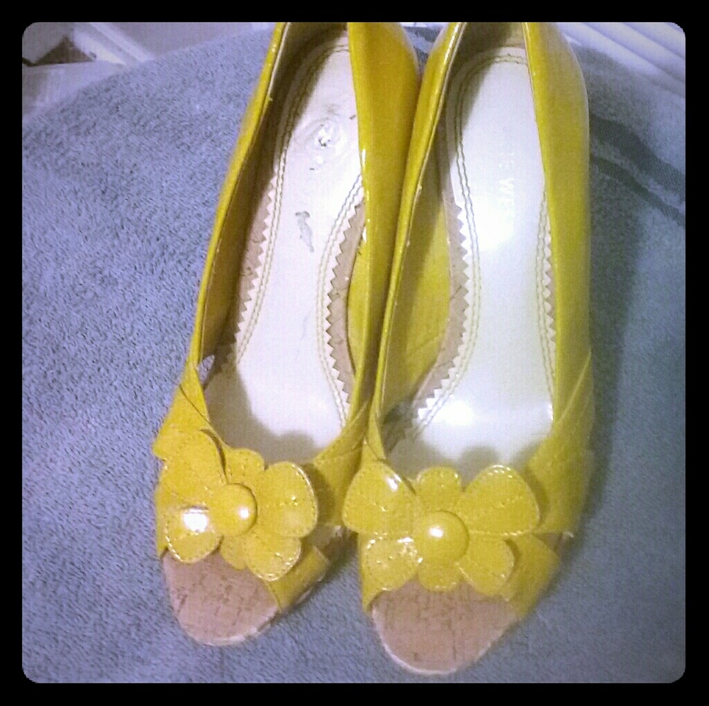 Nine West Wedge heel shoe